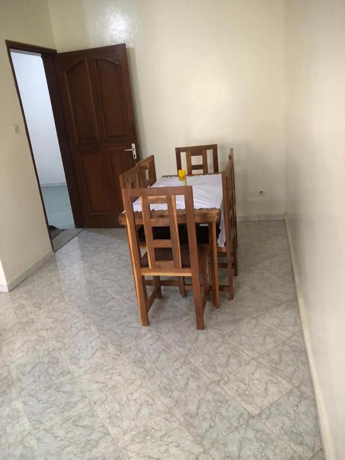 Appartement Luxueux ดาการ์ ภายนอก รูปภาพ