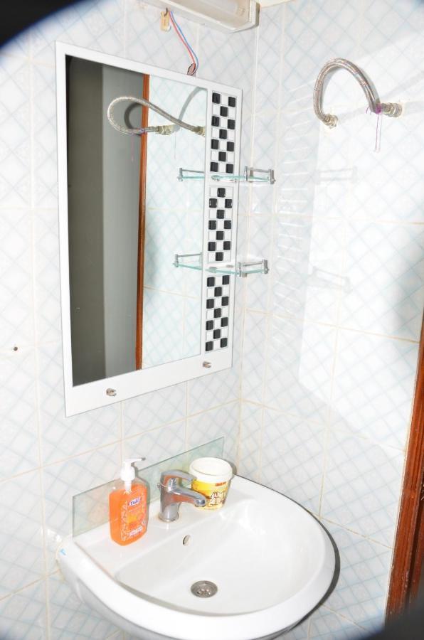 Appartement Luxueux ดาการ์ ภายนอก รูปภาพ